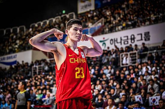 阿不都沙拉木也从CBA走向了NBA。